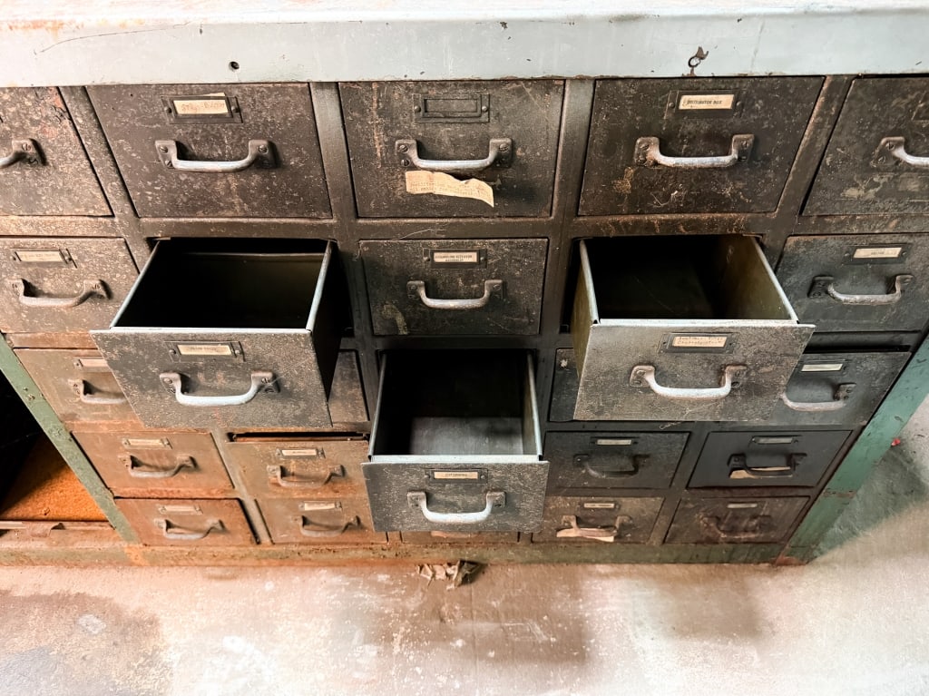 VINTAGE INDUSTRIAL MULTI DRAWER CABINET - 4