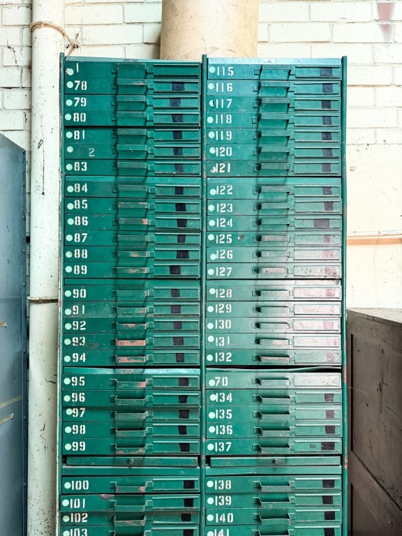 LARGE INDUSTRIAL METAL PARTS CABINET - 3