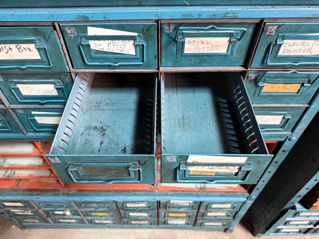 VINTAGE INDUSTRIAL MULTI COMPARTMENT CABINET - 5