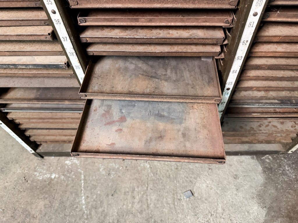 HAMILTON INDUSTRIAL LETTERPRESS CABINET - 6