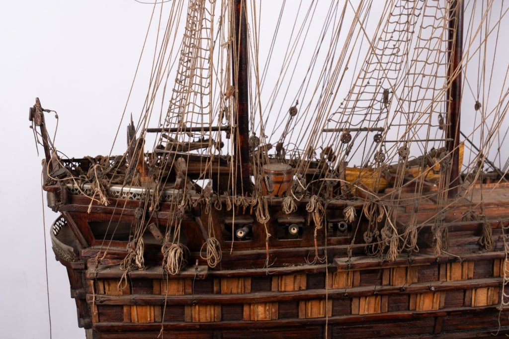 MONUMENTAL HAND-CRAFTED FIRST RATE SHIP MODEL - 6