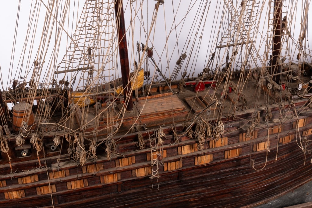 MONUMENTAL HAND-CRAFTED FIRST RATE SHIP MODEL - 7