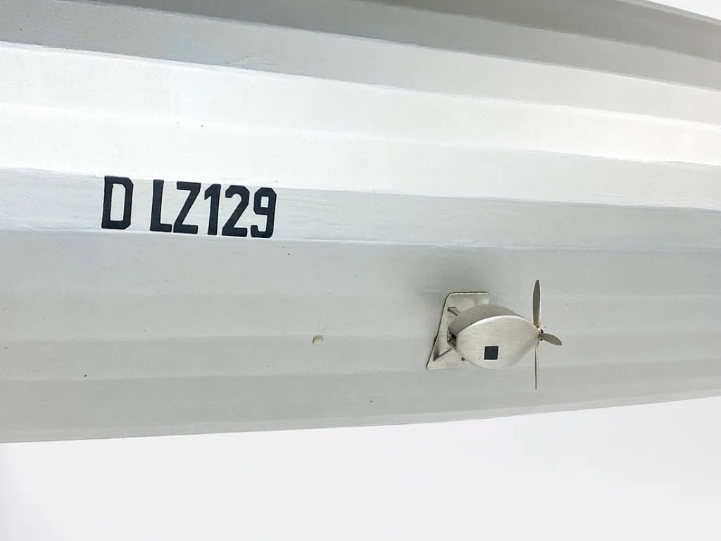 HINDENBURG MODEL ZEPPELIN AIRSHIP BLIMP - 4