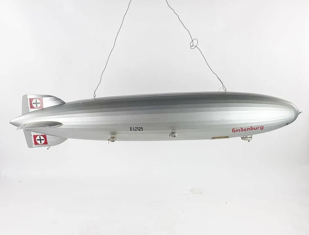 HINDENBURG MODEL ZEPPELIN AIRSHIP BLIMP - 8