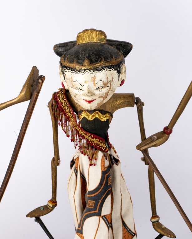 4 INDONESIAN JAVA WAYANG GOLEK WOODEN PUPPETS - 4
