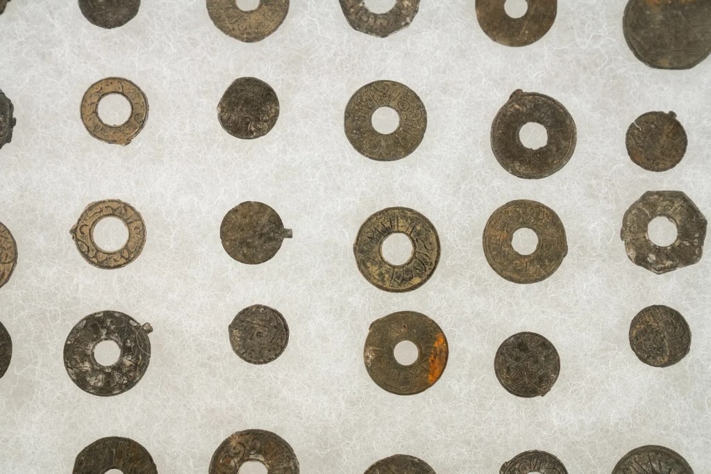 INDONESIAN PALEMBANG PITIS SHIPWRECK COINS - 4