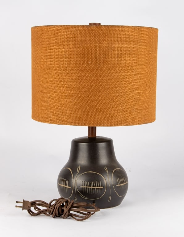MCM MARTZ TABLE LAMP WITH ORIGINAL SHADE - 4