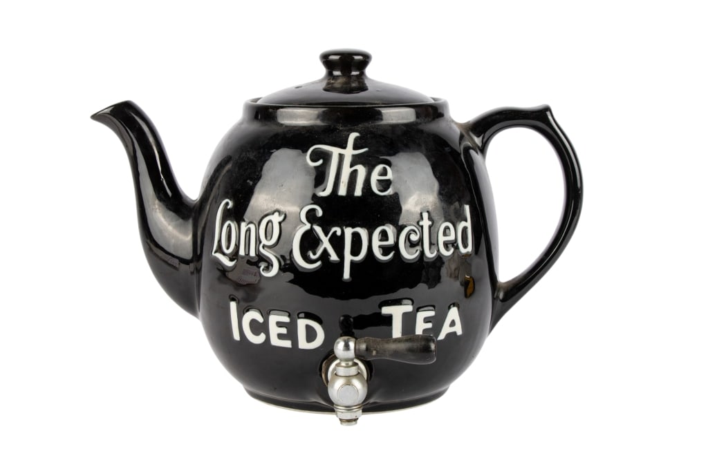 CERAMIC LIDDED TEAPOT BY HALL (1 of 6)
