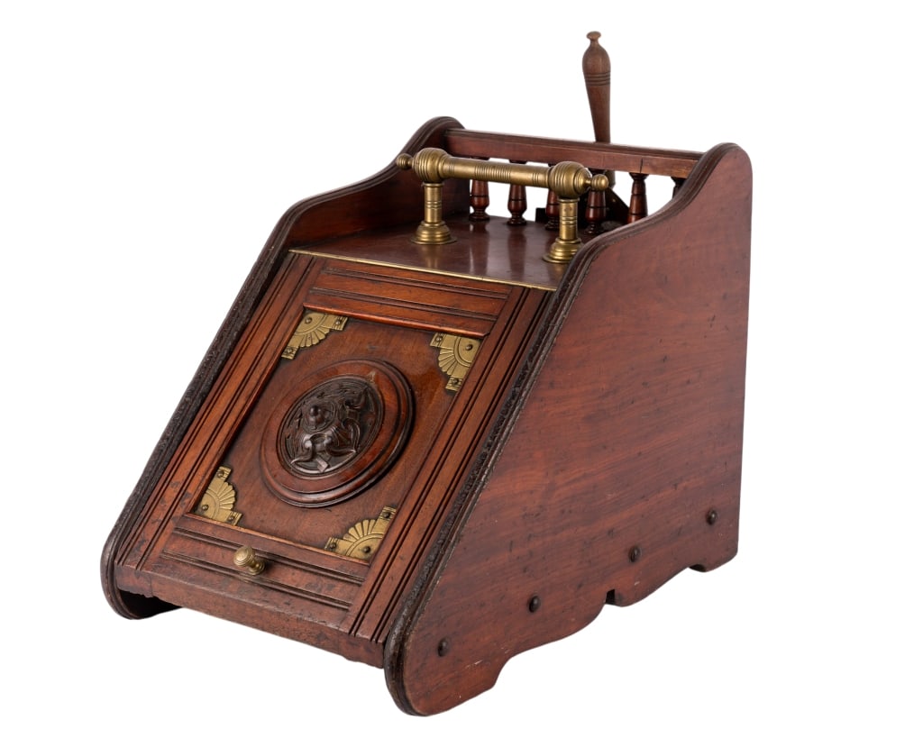ANTIQUE SCOTTISH OAK & BRASS COAL SCUTTLE (1 of 7)