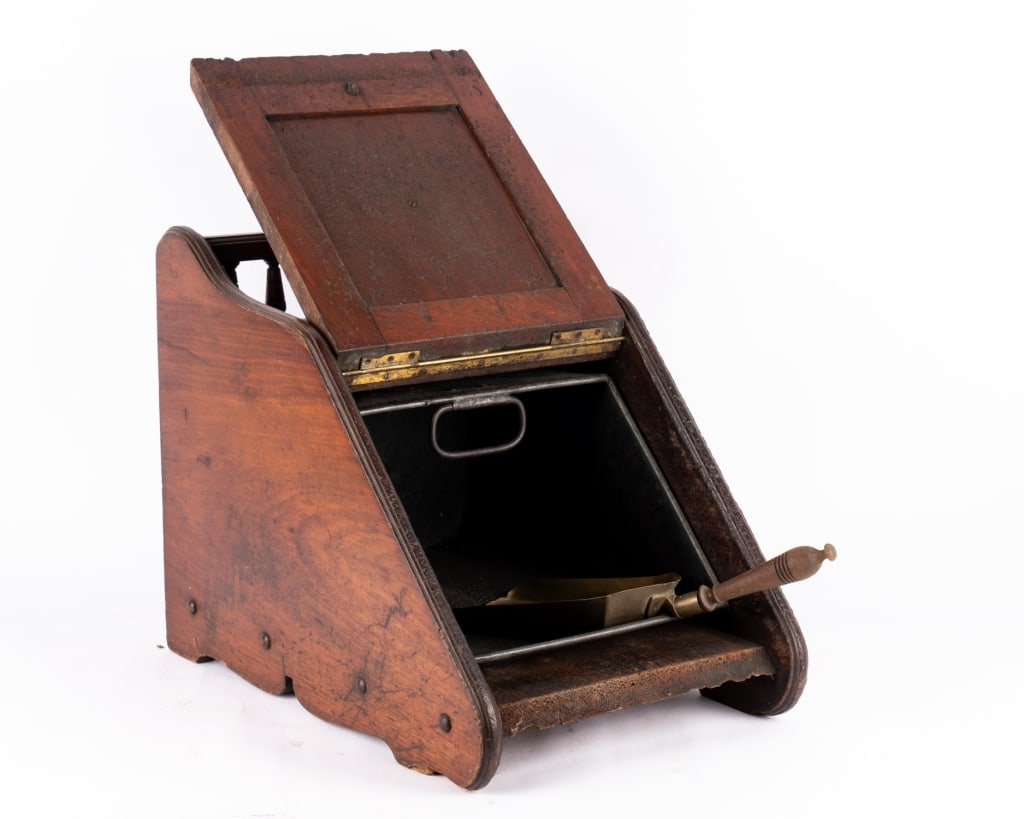 ANTIQUE SCOTTISH OAK & BRASS COAL SCUTTLE - 4