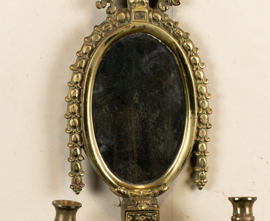VINTAGE BRASS WALL SCONCE WITH MIRROR - 3