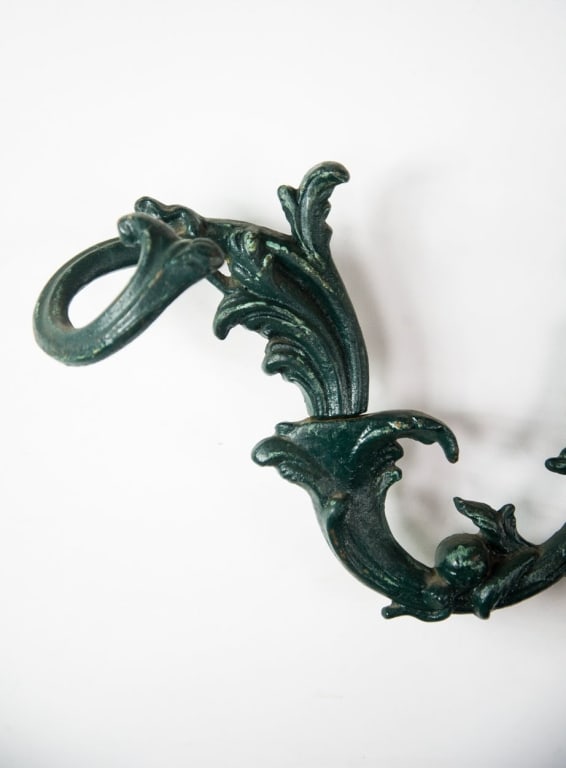 19TH C VICTORIAN ORNATE CAST IRON HALL TREE - 3