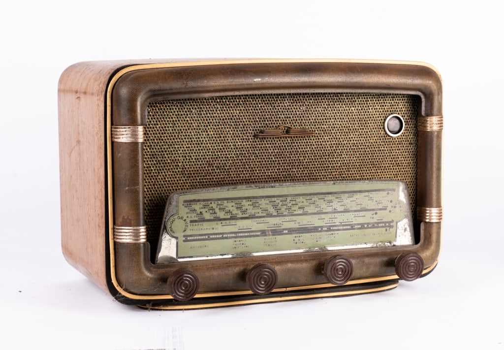 VINTAGE MUSIC ALPHA RADIO - 5