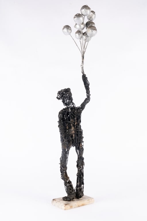 ABSTRACT SCULPTURE MAN WITH BALLOONS - 6