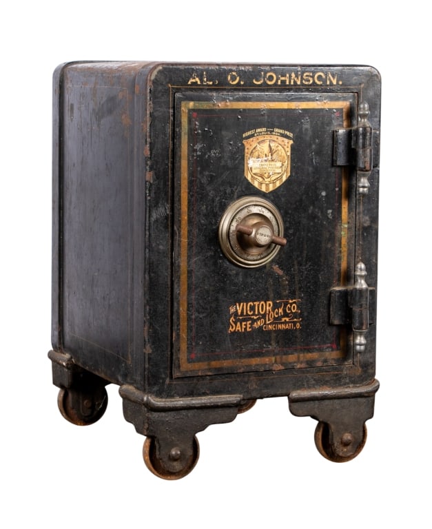 VICTOR SAFE & LOCK CO. COMBINATION SAFE ON WHEELS: Victor Safe & Lock Co. combination safe on wheels. Approximate dimensions: h. 21", w. 13.25", d. 15" Disclaimer: Participating bidders must have a credit card on file with LiveAuctioneers in order for