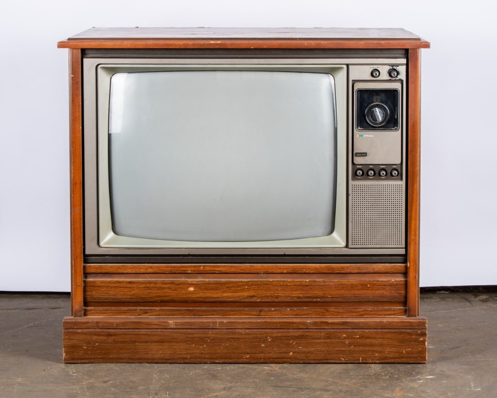 JCPENNEY VINTAGE TV - 2