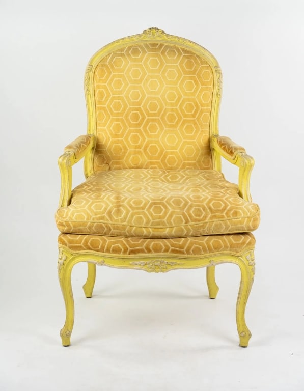 PAIR OF LOUIS XV STYLE BERGERE CHAIRS - 3