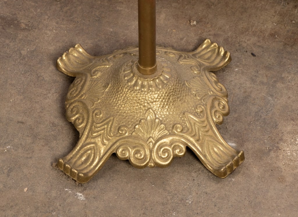 4 VINTAGE BRASS SHEET MUSIC STANDS - 9