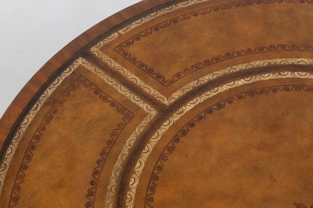 MAITLAND-SMITH MAHOGANY ROUND TABLE W/ LEATHER TOP - 7