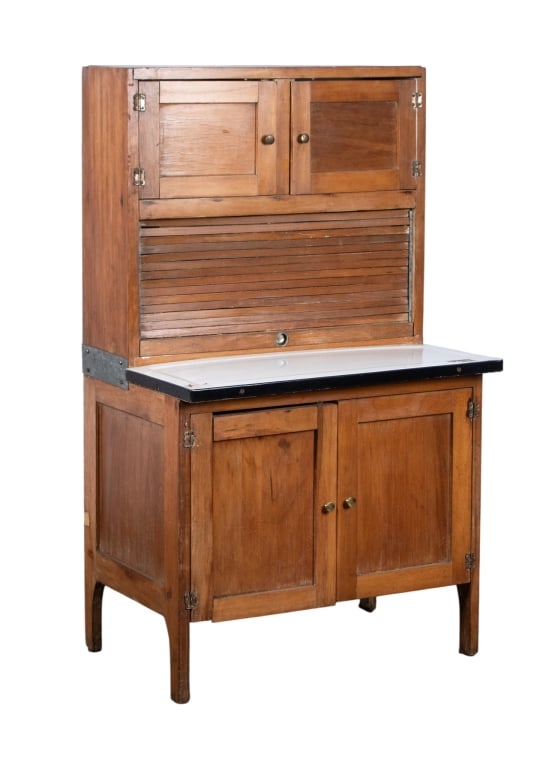 SALESMAN SAMPLE HOOSIER CABINET (1 of 5)