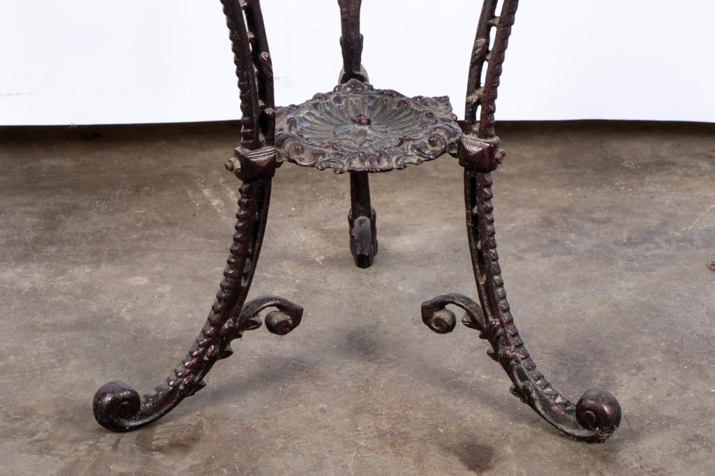 VICTORIAN STYLE IRON & MARBLE SIDE TABLE - 3