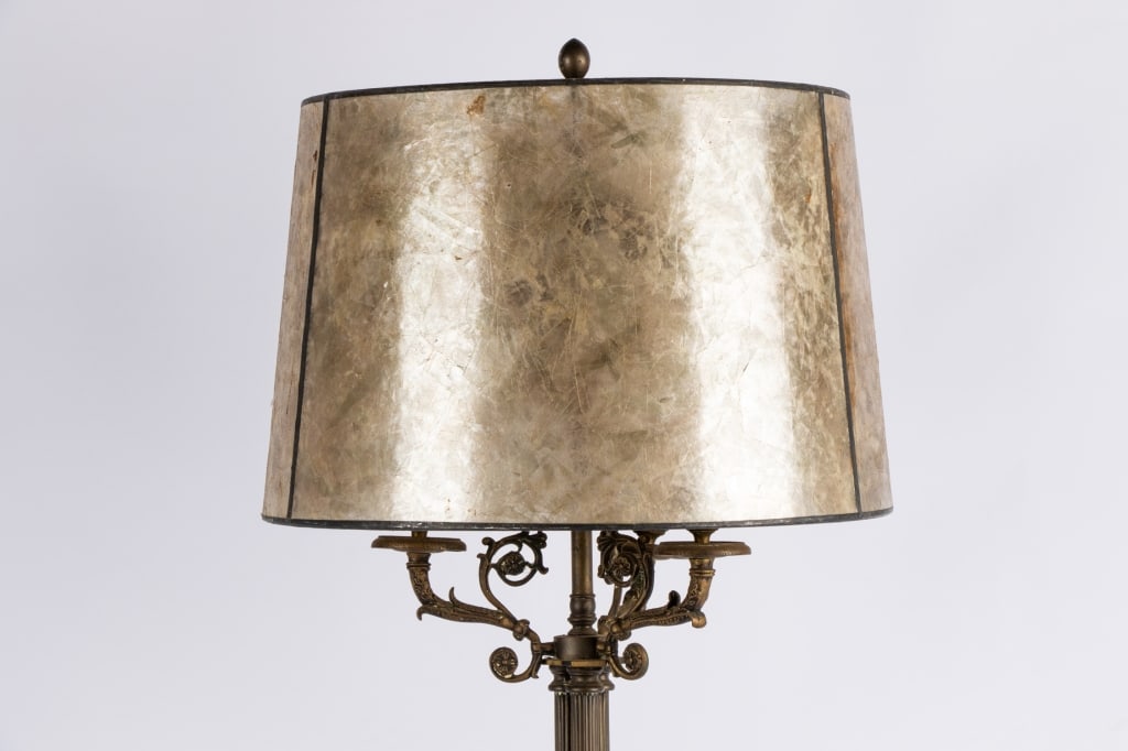 REGENCY STYLE BRASS TABLE LAMP WITH MICA SHADE - 2