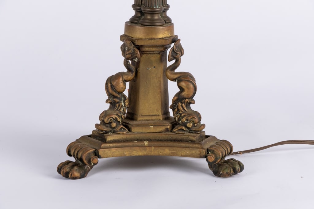 REGENCY STYLE BRASS TABLE LAMP WITH MICA SHADE - 5