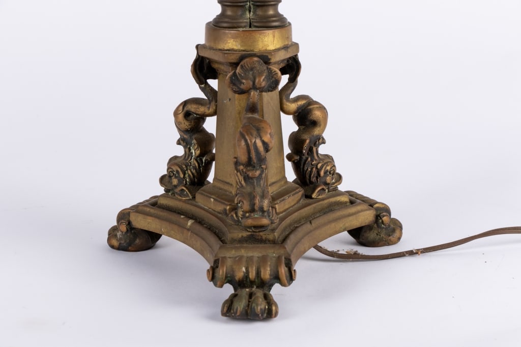REGENCY STYLE BRASS TABLE LAMP WITH MICA SHADE - 7