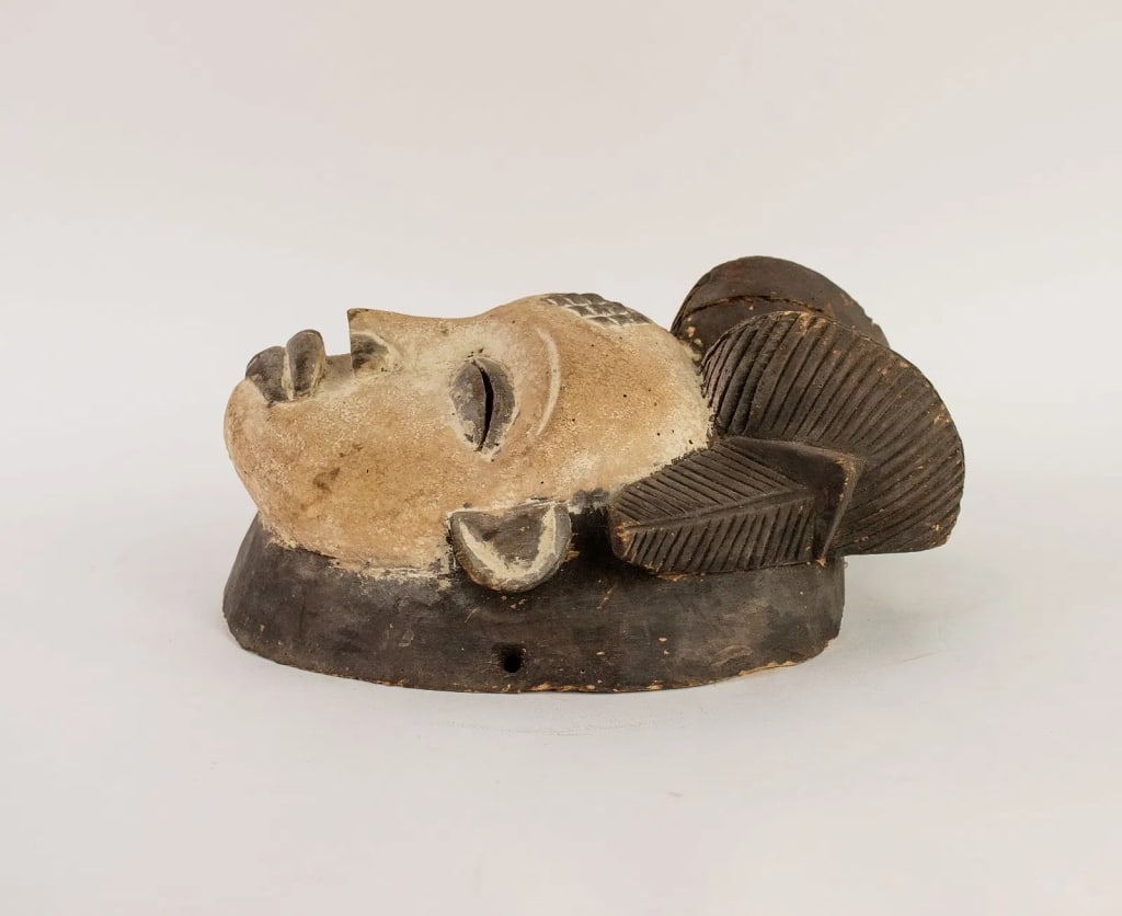 AFRICAN GABON PUNU MUKUDJ FUNERARY FEMALE MASK - 4