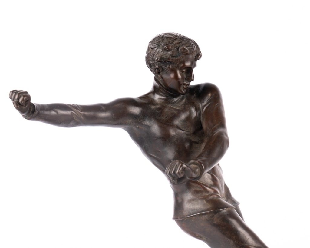 D. GRISARD BRONZE OF MAN PLAYING RUGBY - 2