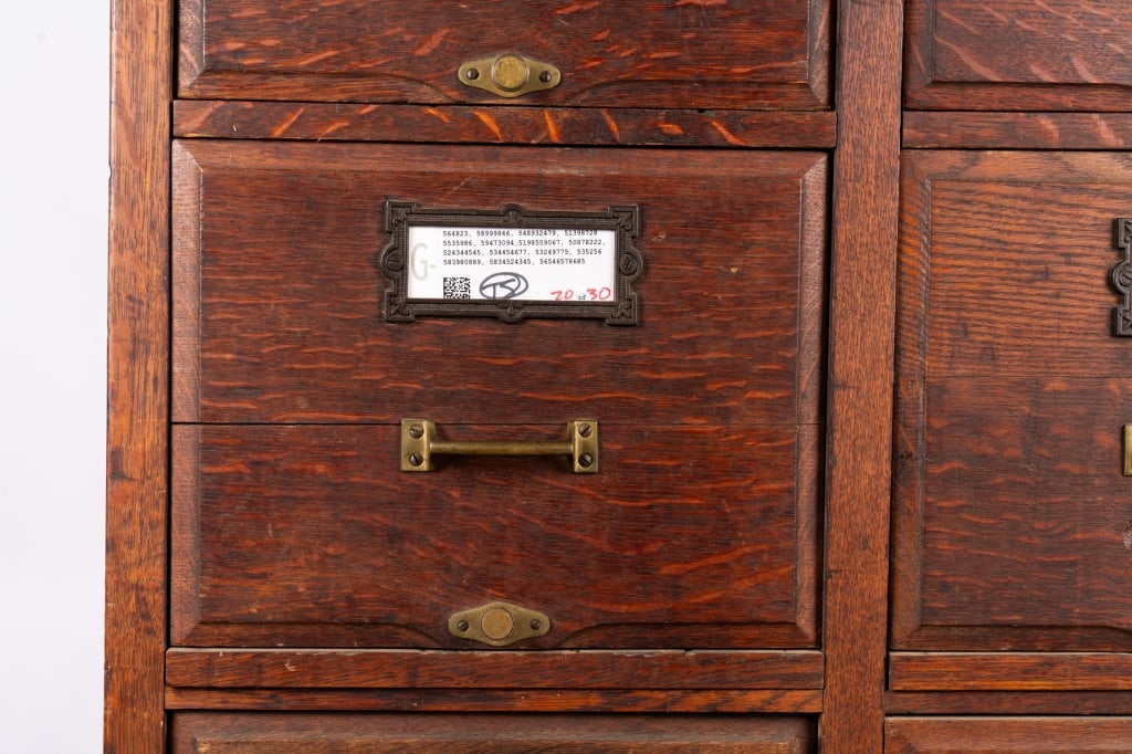 20TH CENTURY 8 DRAWER FILE CABINET - 5