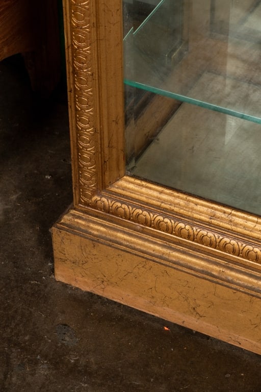 MODERN LIGHTED DISPLAY CABINET - 5