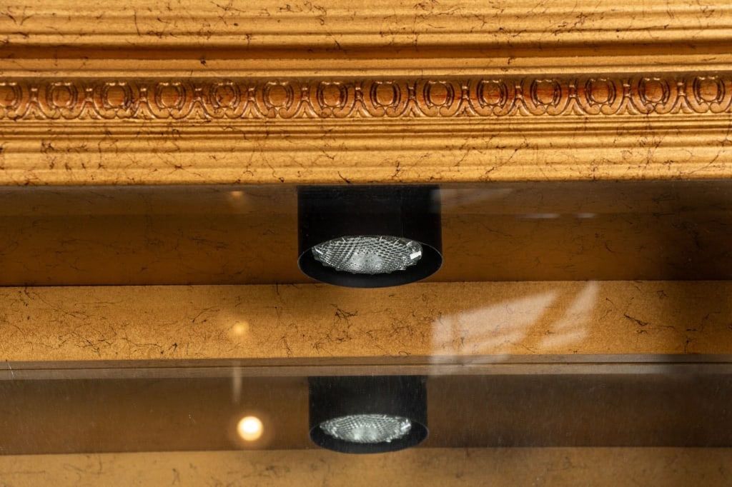 MODERN LIGHTED DISPLAY CABINET - 6