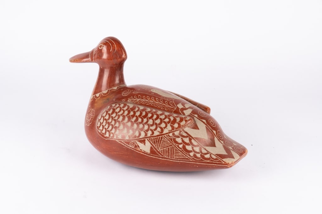 SOUTHWESTERN SGRAFFITO POTTERY DUCK - 3