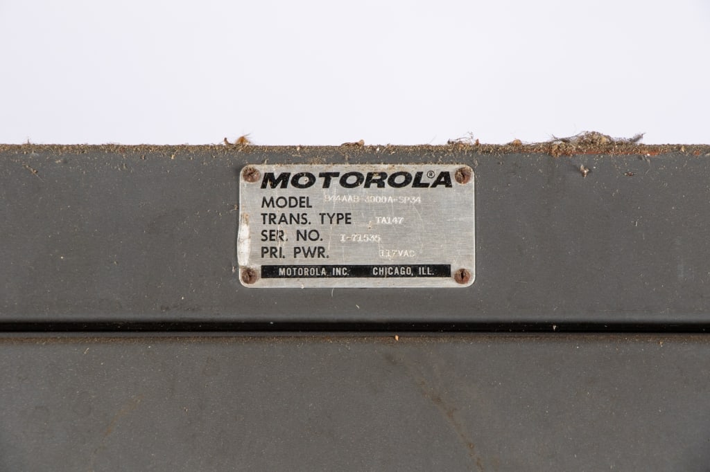 MOTOROLA INDUSTRIAL GRADE TELECOMMUNICATIONS HARDWARE CABINET - 7