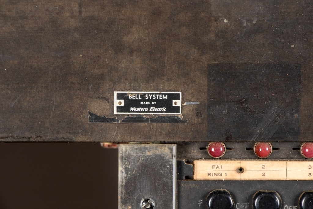 1930'S WESTERN ELECTRIC BELL SYSTEM SWITCHBOARD MODEL J59025A-1 - 7