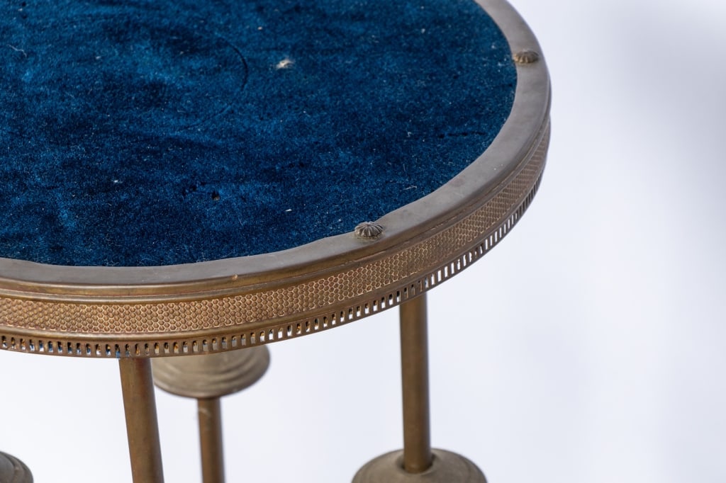 BRADLEY & HUBBARD BRASS PEDESTAL TABLE - 7