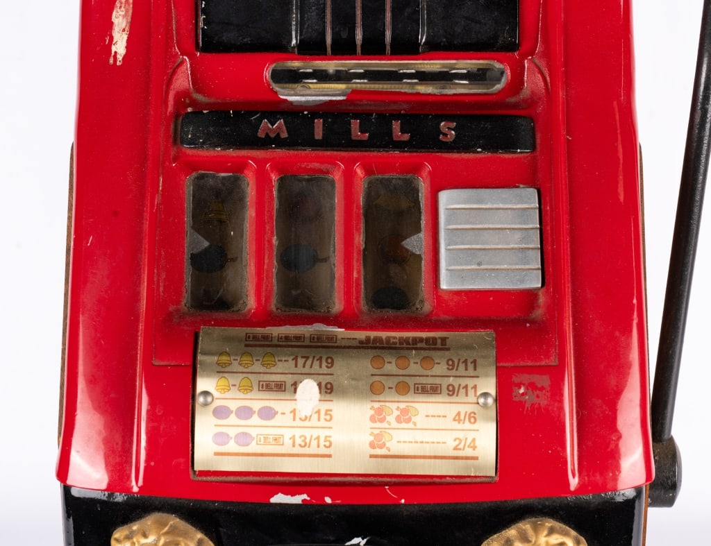 REPRODUCTION MILLS 25-CENT SLOT MACHINE - 4