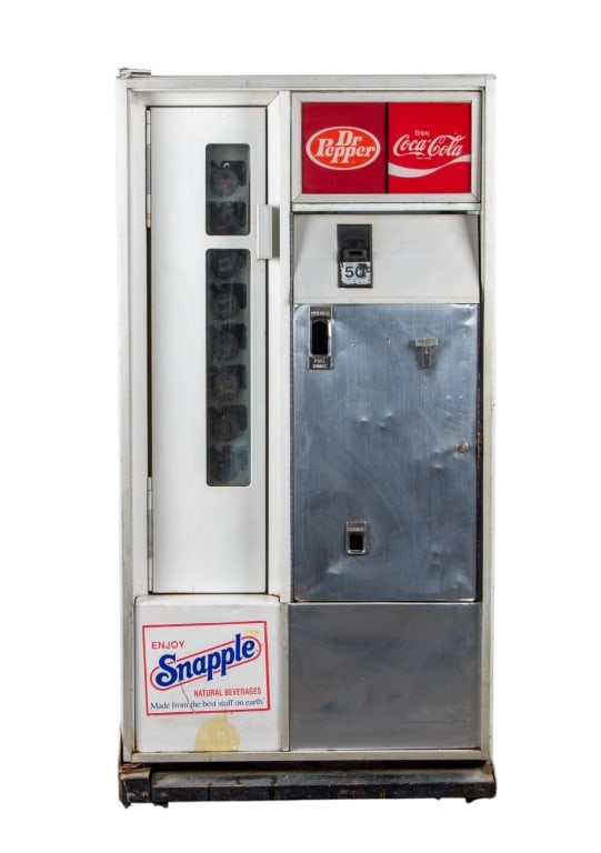 VINTAGE SOFT DRINK VENDING MACHINE (1 of 6)