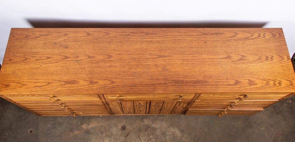 MID-CENTURY THOMASVILLE HUNTLEY DRESSER - 8