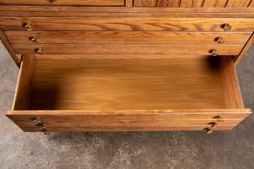 MID-CENTURY THOMASVILLE HUNTLEY DRESSER - 5