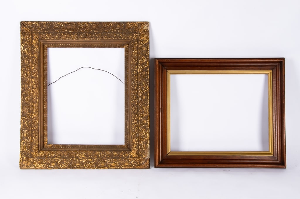 FOUR VINTAGE WOODEN PICTURE FRAMES - 2