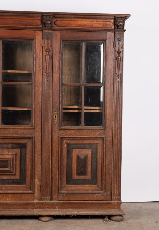 RENAISSANCE REVIVAL STYLE BOOKCASE - 2