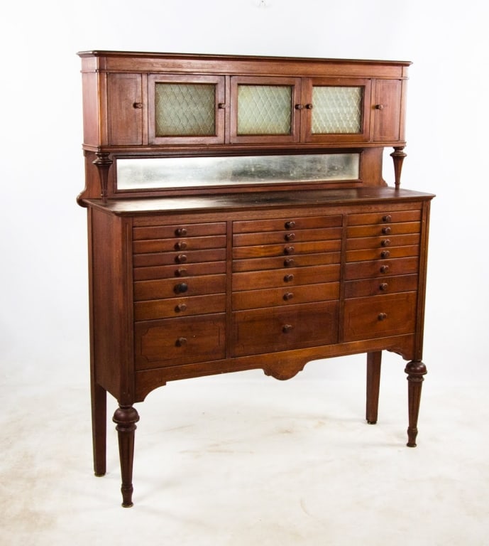 EARLY 20TH C. WOODEN DENTAL CABINET - 17