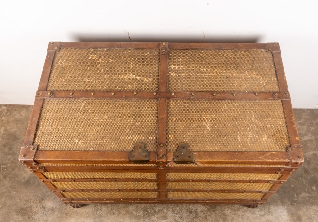 MAITLAND SMITH LEATHER-BOUND TRUNK - 8