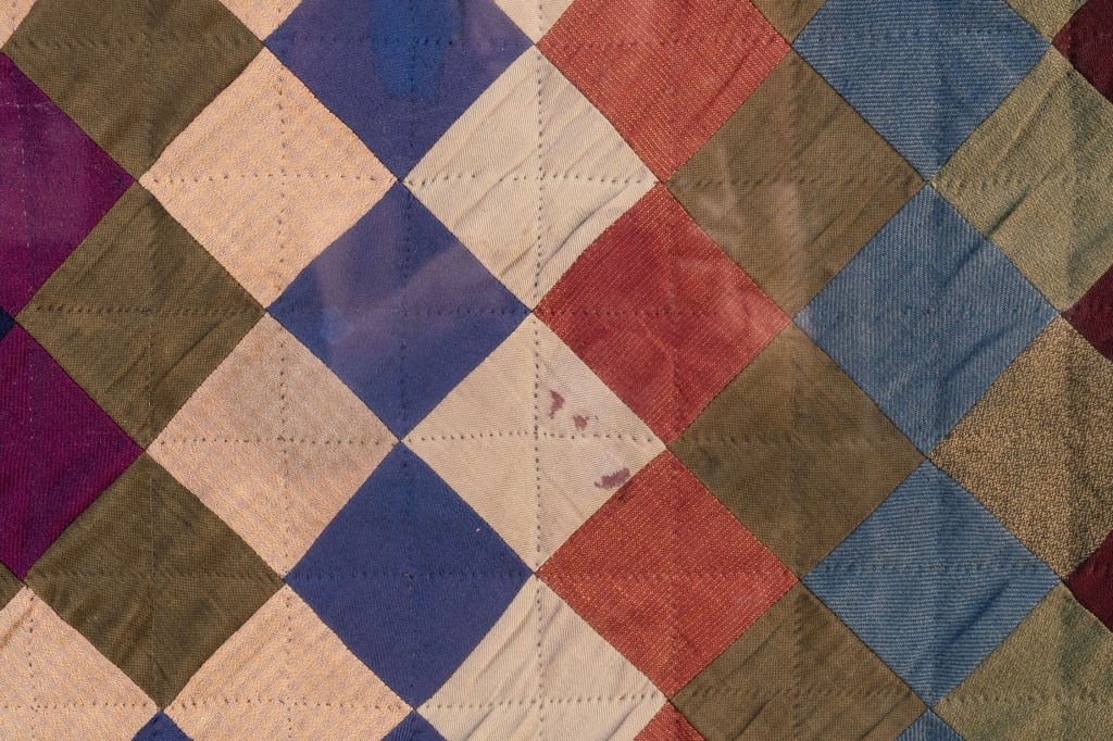 LARGE FRAMED QUILT - 3