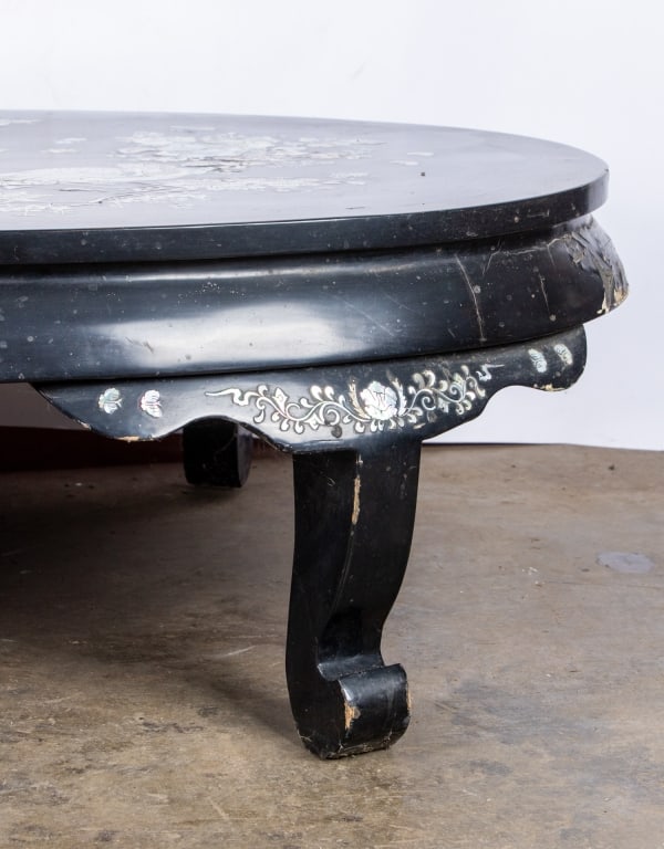 20TH CENTURY CHINESE MOTHER OF PEARL INLAY TABLE - 4