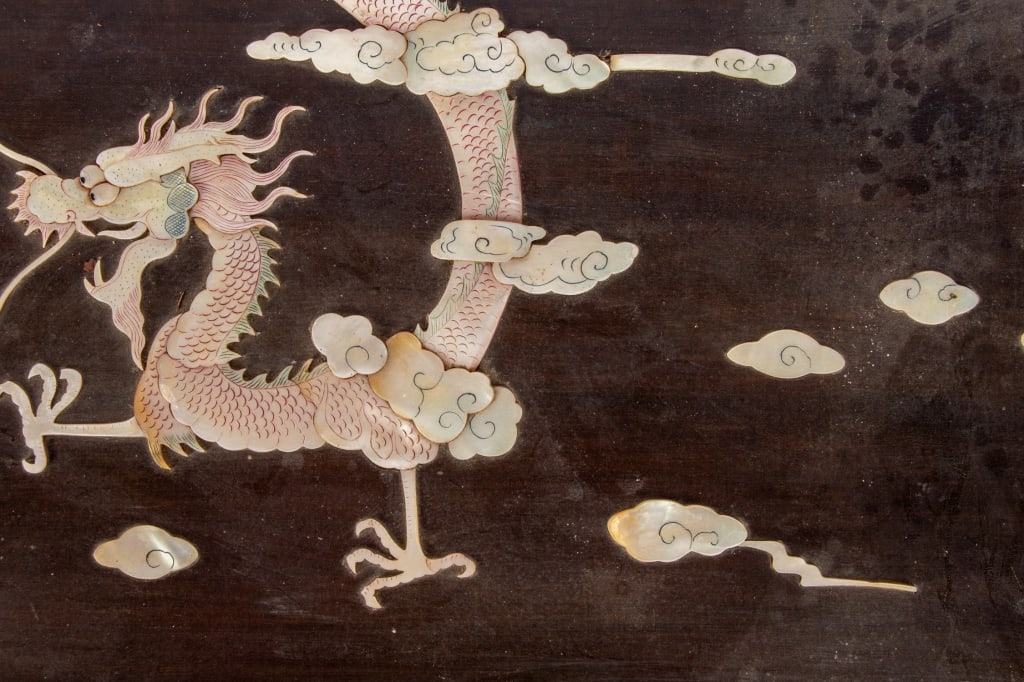CHINESE HARDSTONE DRAGON MOTIF COFFEE TABLE - 8