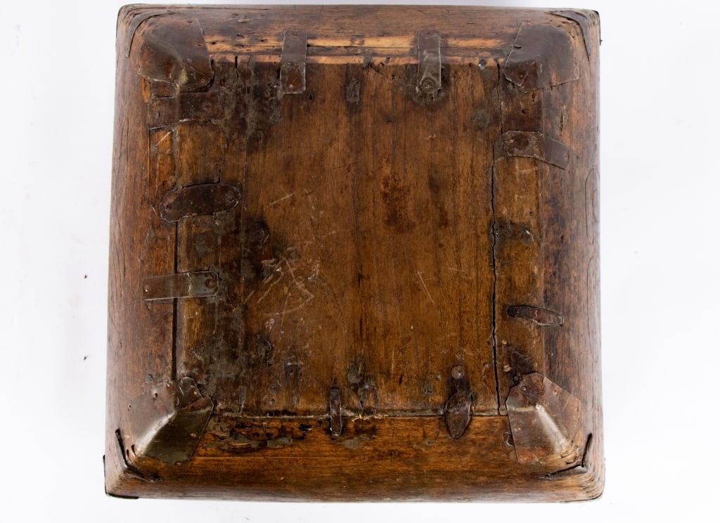 ANTIQUE CHINESE RICE MEASURE - 7