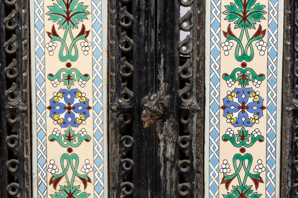 EUROPEAN CAST IRON FIREPLACE INSERT WITH COVER - 6